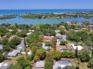 413 Pameto Rd, Nokomis, FL 34275