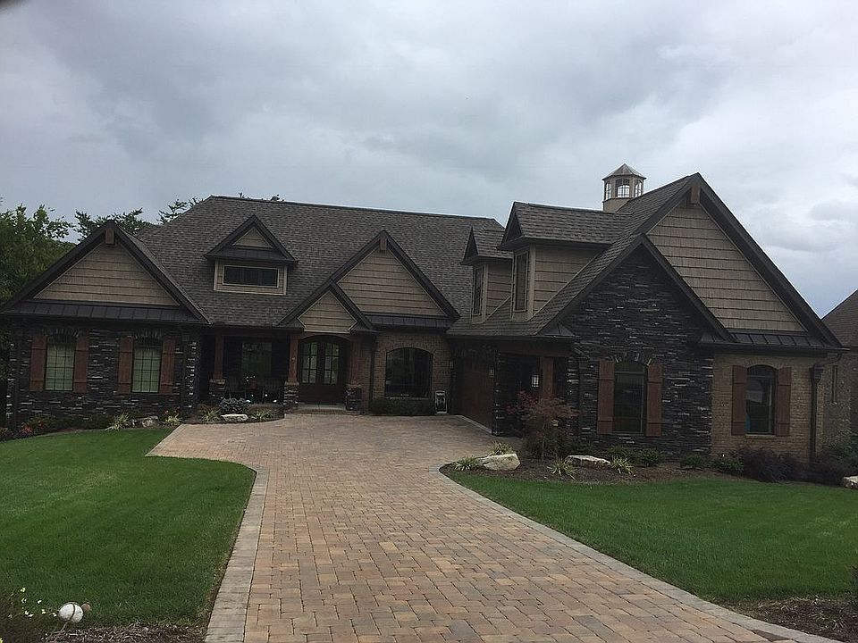 1st image of 115 Rock Point Dr