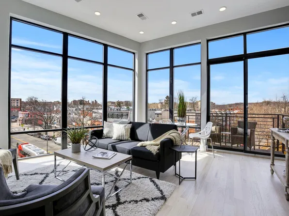 3701 14th St NW #Penthouse, Washington, DC 20010