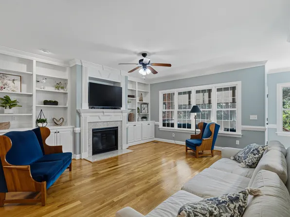39 Old Grove Ln, Apex, NC 27502