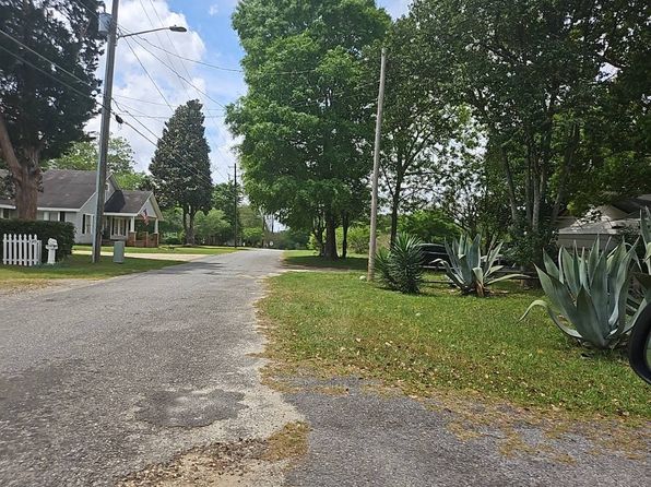 122 Cherry St, Ty Ty, GA 31795