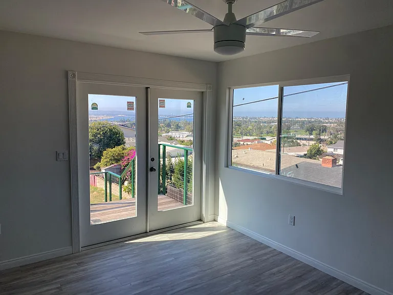 3638 Ethan Allen Ave — Photo 10