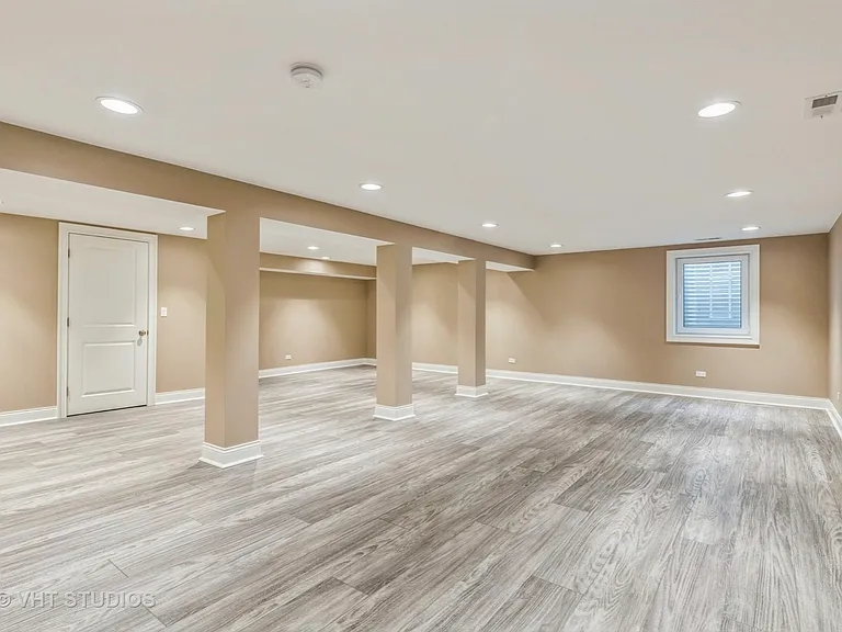 1415 E Fleming Dr S — Photo 33