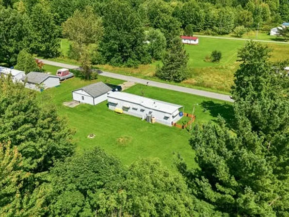 9689 Hollick St, Espyville, PA 16424