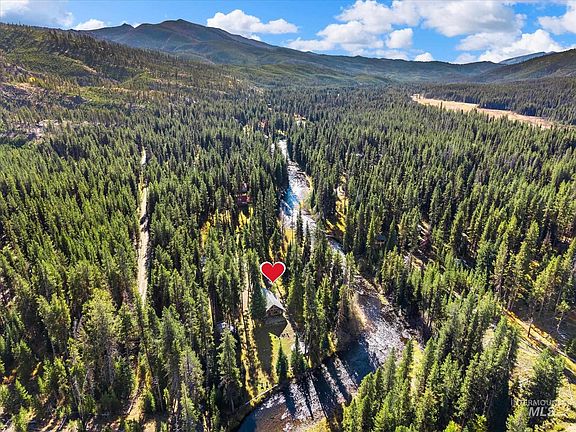 2nd image of 507 Secesh River Rd