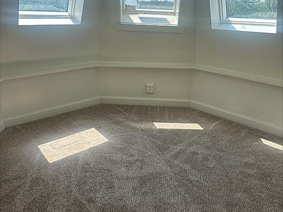 3rd image of 16 Stutson St #2