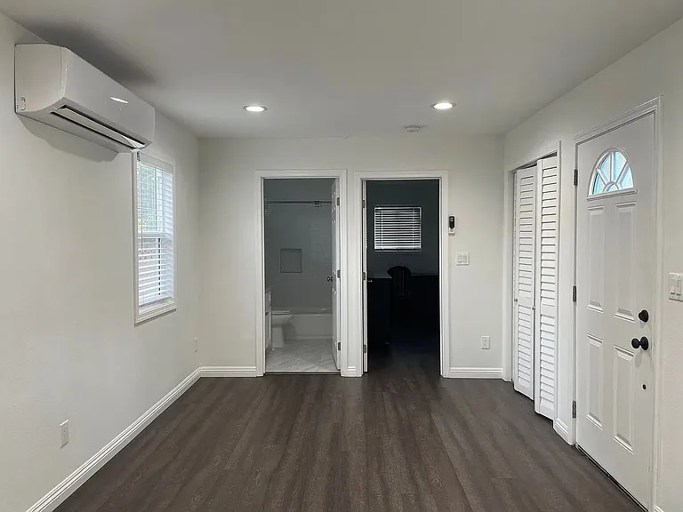 11091 Violet Dr — Photo 3