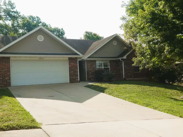 6604 Chrissula Ln, Columbia, MO 65203