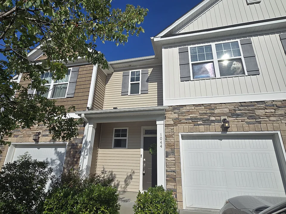 1044 Gentle Reed Dr