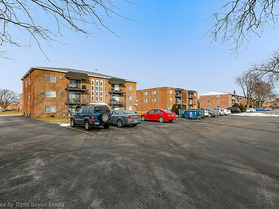 2nd image of 5727 W 128th St #11