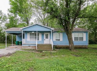 711 Mountain View Ave, Springdale, AR 72764