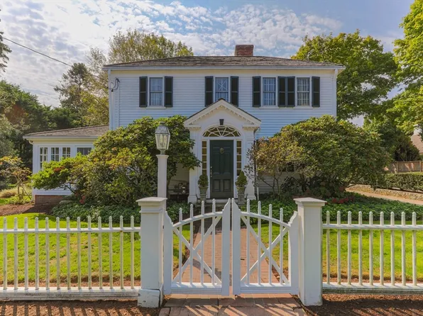 4259 Main St, Yarmouth Pt, MA 02675