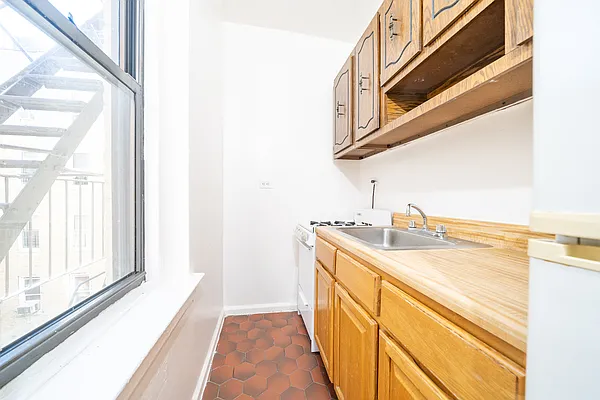 Rented by Living New York | media 7