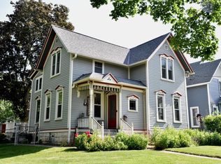 126 W Laflin Ave, Waukesha, WI 53186