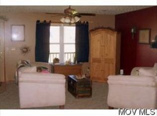 287A Wells Lock Rd, Elizabeth, WV 26143