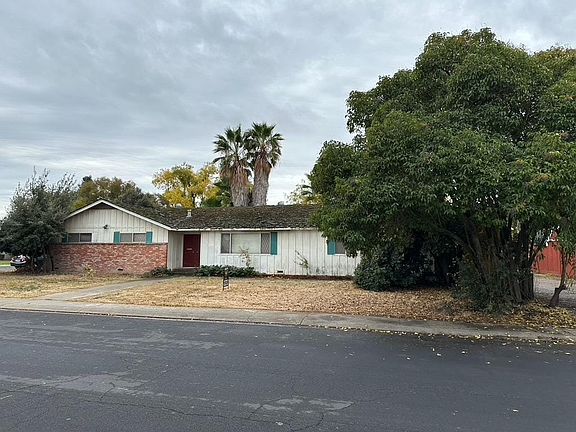 5th image of 1808 Fairington Ln