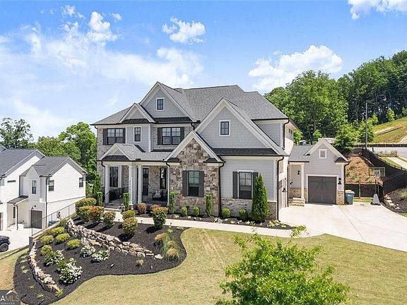 2nd image of 2775 Twisted Oak Ln