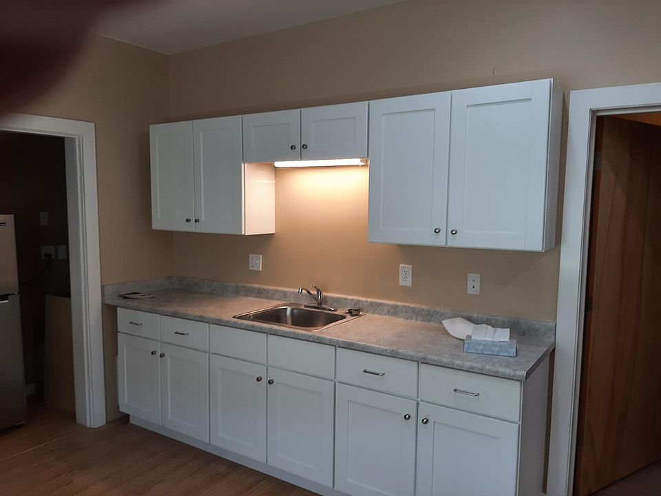 kitchen cabinets