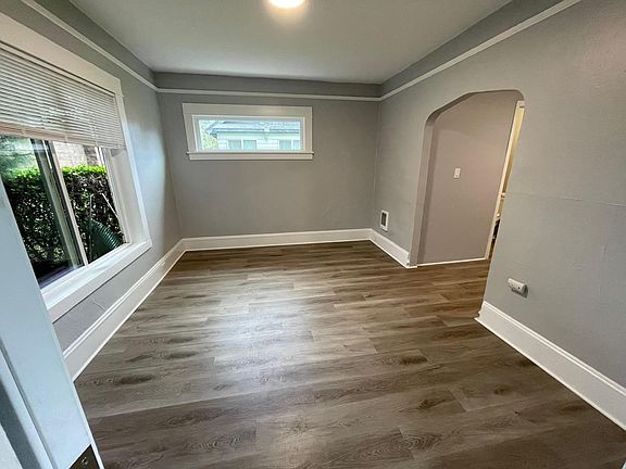 2nd image of 1512 Franklin St APT 1