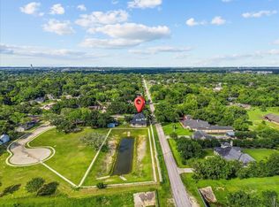 721 S Kansas Ave, League City, TX 77573