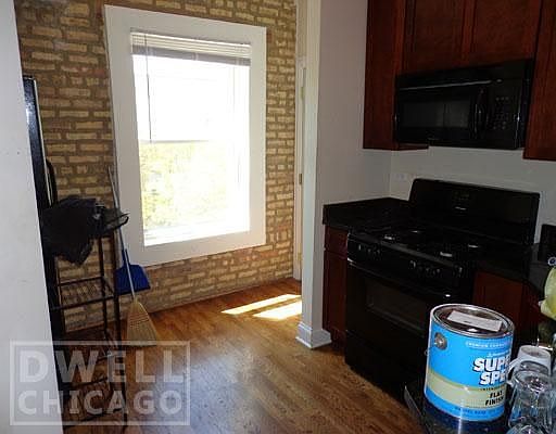 5th image of 6500 N Claremont Ave #65004E