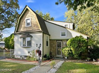 98 Randolph Avenue, Old Bridge, NJ 08857