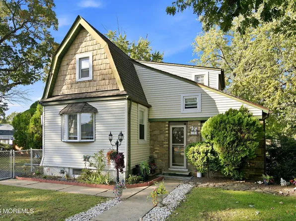 98 Randolph Avenue, Old Bridge, NJ 08857