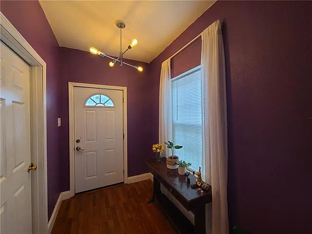 2639 N Galvez St — Photo 5