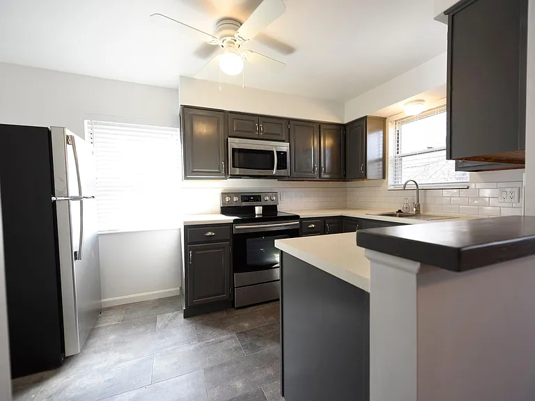 2548 Losantiville Ave #1 — Photo 12