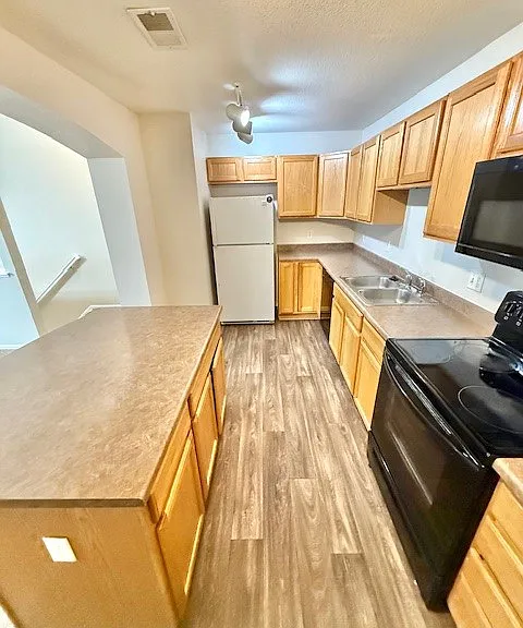 4221 S Blackhawk Cir #7H — Photo 5