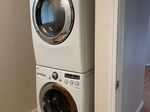 washer and dryer