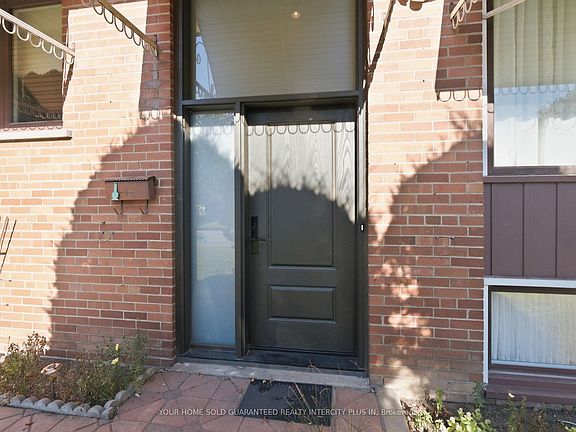 4th image of 14 Tyler Pl
