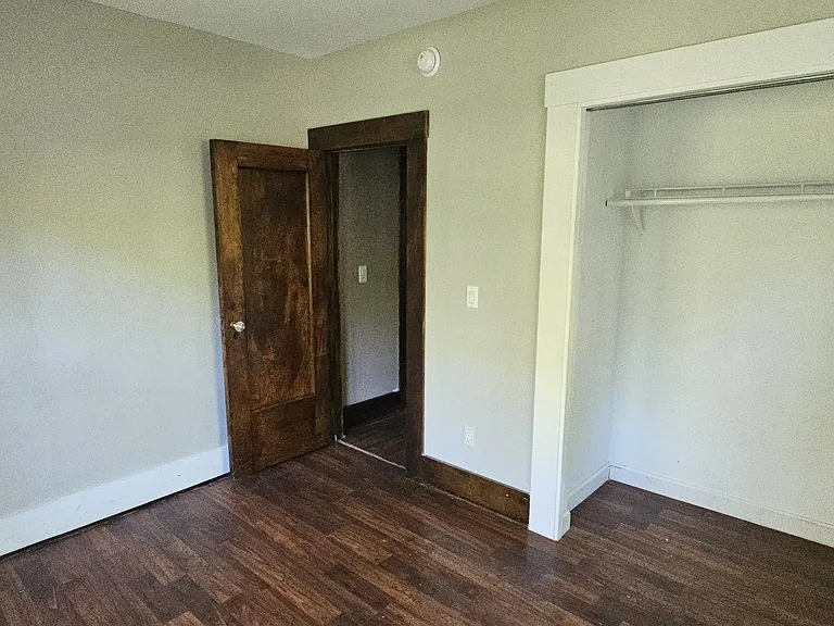 2342 Bourne Ave — Photo 9