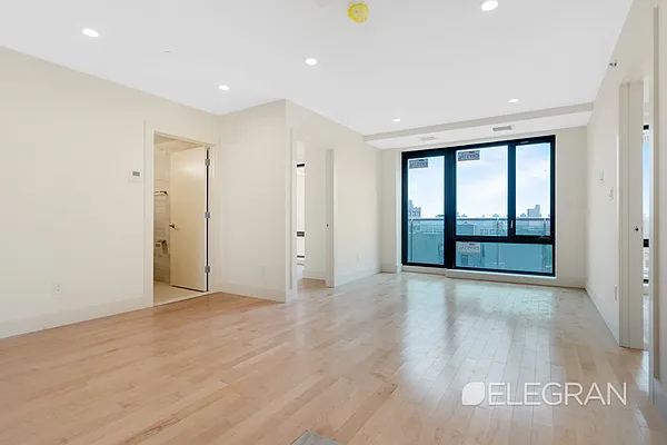 Rented by Elegran | media 10