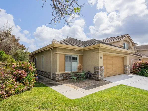 25211 Azalea Ct, Salinas, CA 93908