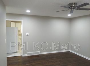 145 S Oxford Ave, Independence, MO 64053