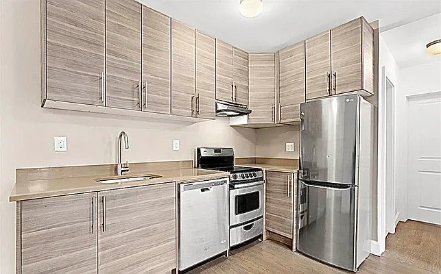 Rented by REAL New York | media 7