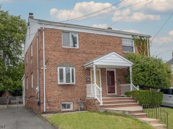 1349 Hamilton St, Elizabeth City, NJ 07208