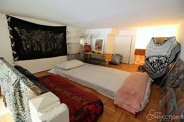 Rented by City Connections Realty