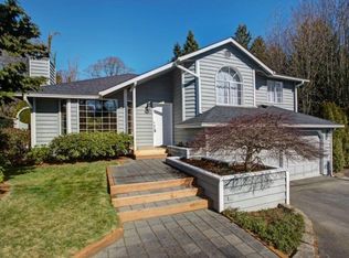 10512 Ashworth Ave N, Seattle, WA 98133