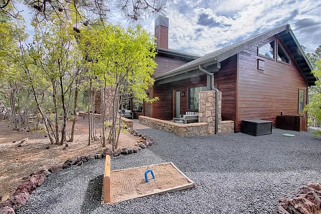 481 S Yarrow Ln — Photo 44