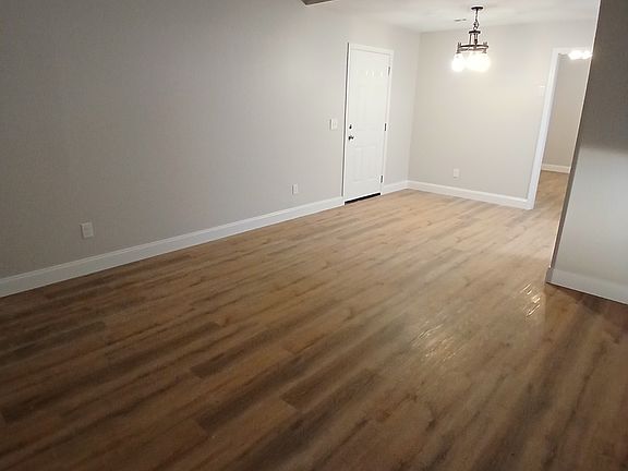 2nd image of 2927 Adkisson Dr NW