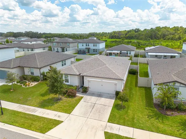 38662 Finn Clover Ln, Zephyrhills, FL 33540