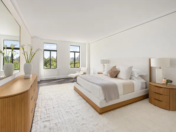 211 Central Park West image 7 of 9