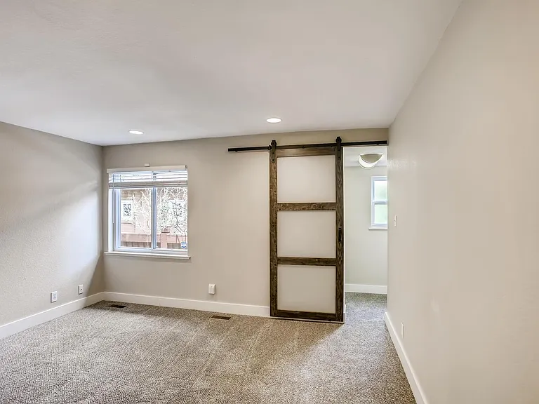 1596 S Lincoln St — Photo 11