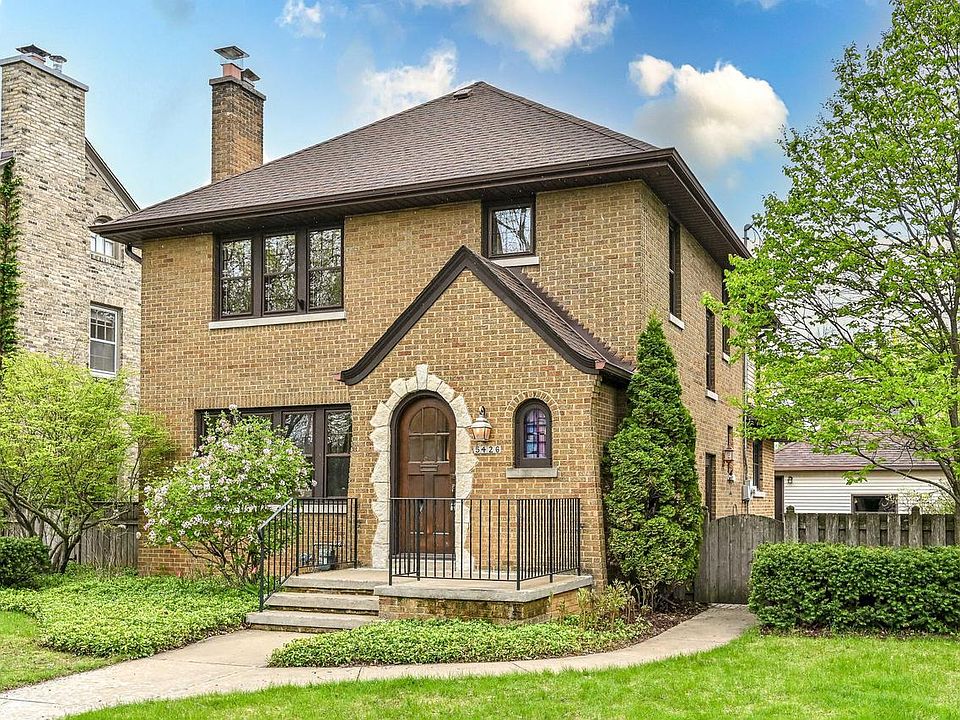 1st image of 5426 N Diversey BOULEVARD
