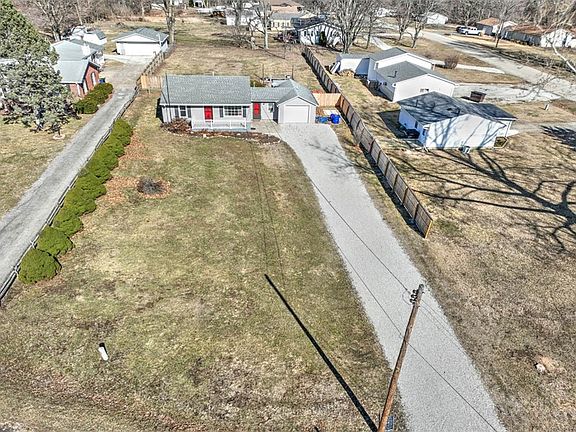 2nd image of 5574 E William Street Rd