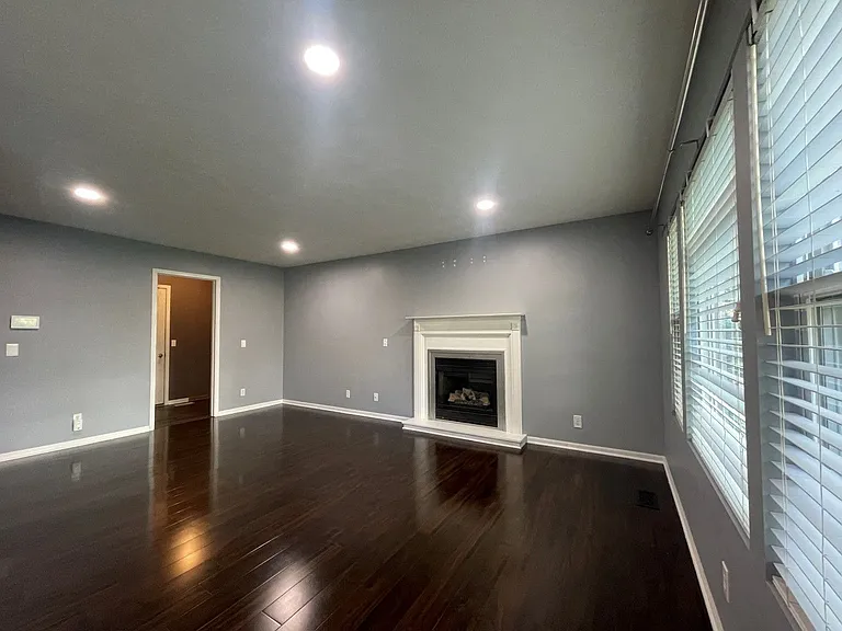 2930 Blackhawk Dr — Photo 12