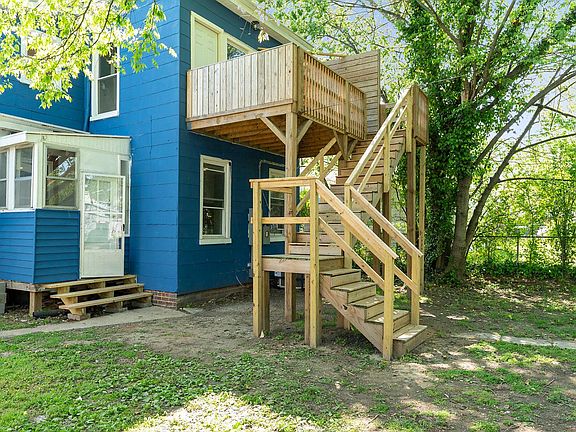 Back Deck & Rear Entry