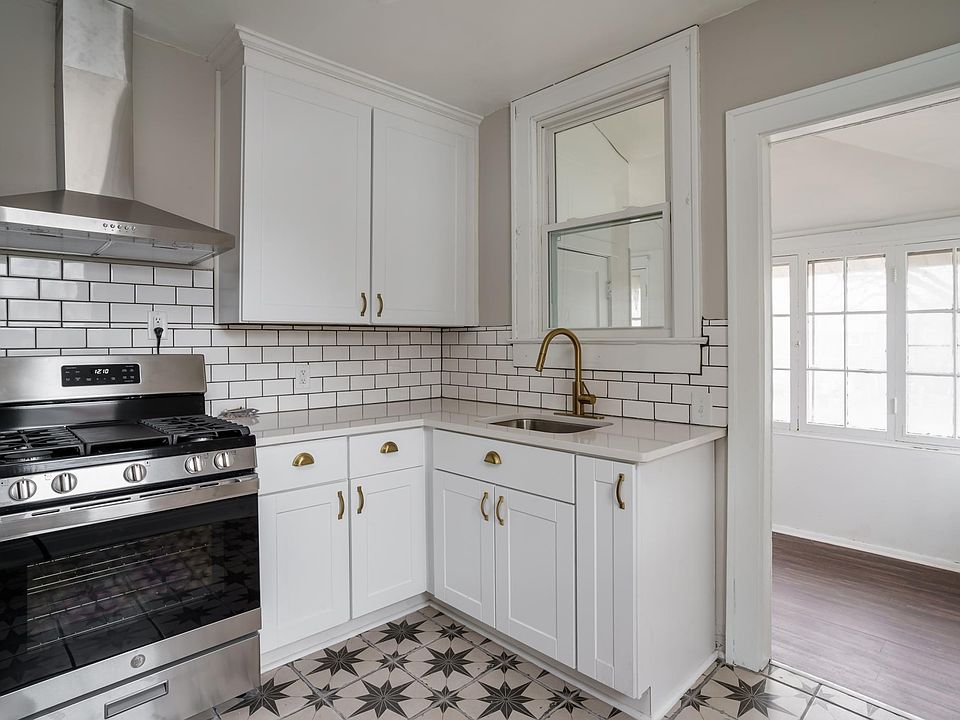 1st image of 1249 N 5th St #1/2
